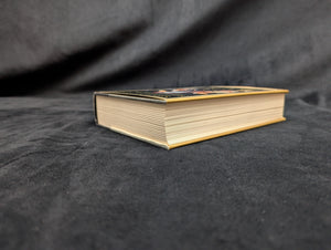 Case Closed: Lee Harvey Oswald and the Assassination of JFK by Gerald Posner (Signed First Edition, Second Printing), 1993 🇺🇸🔫🕵️♂️
