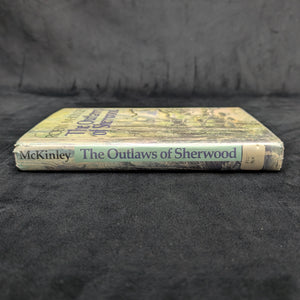 The Outlaws of Sherwood by Robin McKinley (Signed, First Edition, Third Printing), 1988 🏹🌳👸