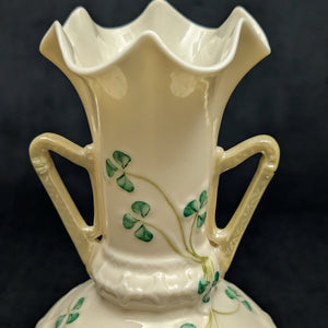 Vintage Belleek Porcelain "Claddagh" Shamrock Vase – Hand-Painted, Green Mark (Ireland), c. 1970 ☘️🇮🇪🏺