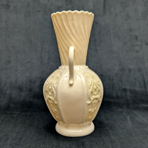 Vintage Belleek Porcelain Shamrock Vase – Ribbed Neck, Two-Handled, Green Mark (Ireland), c. 1970 ☘️🇮🇪🏺