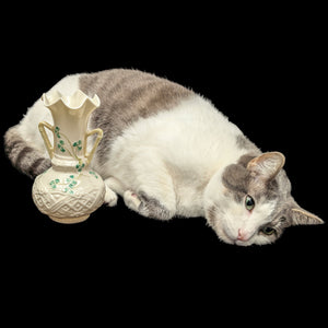 Vintage Belleek Porcelain "Claddagh" Shamrock Vase – Hand-Painted, Green Mark (Ireland), c. 1970 ☘️🇮🇪🏺