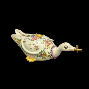 Vintage Italian Hand-Painted Swan Wall Fountain/Planter – Two-Piece Floral Ceramic Set (ITALY), c. 1960 🦢🇮🇹🌸