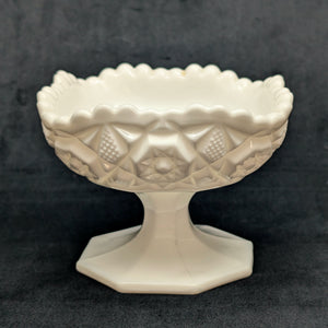 Vintage Bonbonschale aus Milchglas (Hersteller unbekannt)