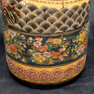 Large Chinese Export Umbrella Stand (RARE SIZE) – Satsuma Style Scenic Porcelain, Hand-Painted, c. 1950 🎨⛩️👑