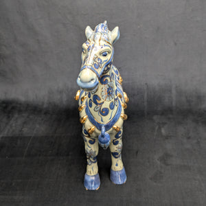 Decorative Porcelain Horse by A RISE – Blue & White Chinoiserie with Gold Gilt (RARE Mark), c. 1960 🐴💙👑