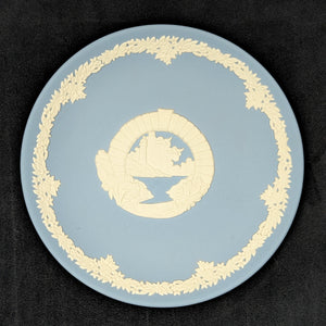 Wedgwood Jasperware Plate – "Lighthouse Arch" Motif, Signed Master Potter Inscription (England), c. 2004 ⚓️💎🇬🇧