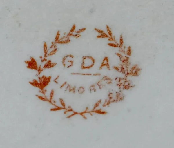 Antikes ovales Serviertablett aus Porzellan von GDA Limoges (handbemalt, 22 Karat Gold), circa spätes 19. Jahrhundert 🇫🇷🍽️✨