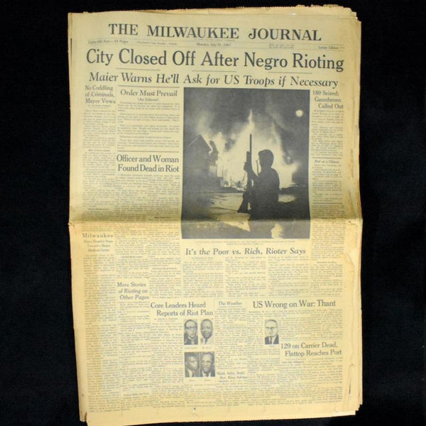Rare Set of Historical Newspapers: The Milwaukee Journal (1967) 🗞️📰🕰️