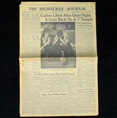 Rare Set of Historical Newspapers: The Milwaukee Journal (1967) 🗞️📰🕰️