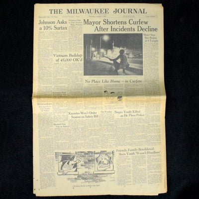 Rare Set of Historical Newspapers: The Milwaukee Journal (1967) 🗞️📰🕰️