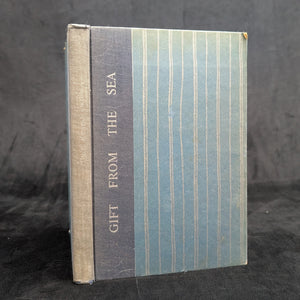 Gift from the Sea by Anne Morrow Lindbergh (First Edition, Illustrated), 1955 🐚⚓️📜