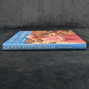 Queen Elizabeth II A Biography, by Judith Campbell, (First American Edition, Illustrated), 1980 👑🇬🇧📜