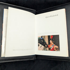 Queen Elizabeth II A Biography, by Judith Campbell, (First American Edition, Illustrated), 1980 👑🇬🇧📜
