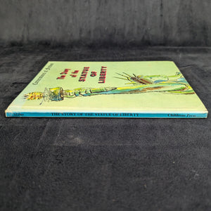 The Story of the Statue of Liberty by Natalie Miller (First Edition, Inscribed), 1965. 🗽📜🇺🇸