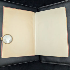 Revolt in the Desert by T. E. Lawrence (First American Edition), 1927 📜⚔️🐪