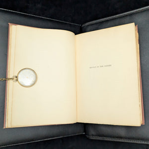 Revolt in the Desert by T. E. Lawrence (First American Edition), 1927 📜⚔️🐪