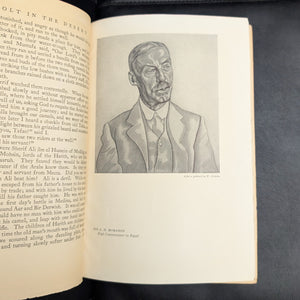 Revolt in the Desert by T. E. Lawrence (First American Edition), 1927 📜⚔️🐪