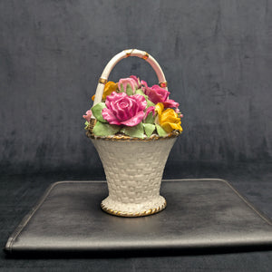 Royal Albert Musical Flower Basket – Old Country Roses (RARE 1962 Launch Year), "Fur Elise" 🎶🌹🇬🇧