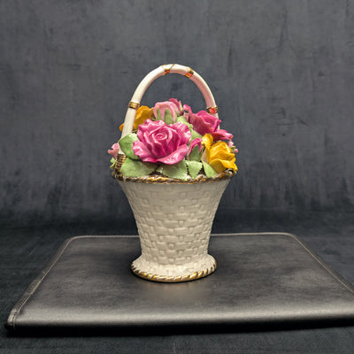 Royal Albert Musical Basket by Royal Albert (Old Country Roses, Music Box), 1962 🎶🌹🇬🇧