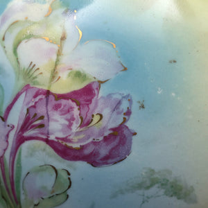 Antique Austrian Porcelain Vase – Hand-Painted Iris, Art Nouveau Sculptural Handles (Austria), c. 1910 🇦🇹🏺🎨