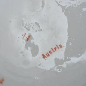 Antique Austrian Porcelain Vase – Hand-Painted Iris, Art Nouveau Sculptural Handles (Austria), c. 1910 🇦🇹🏺🎨