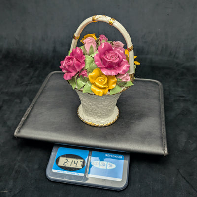 Royal Albert Musical Basket by Royal Albert (Old Country Roses, Music Box), 1962 🎶🌹🇬🇧