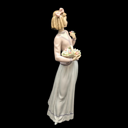 Lladro Aroma Primavera, Innocence in Bloom, 1996