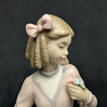 Lladro Aroma Primavera, Innocence in Bloom, 1996