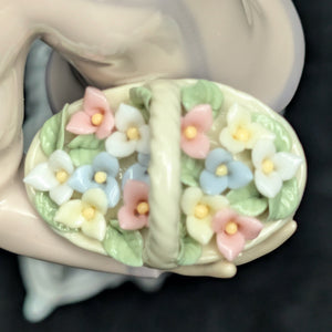 Lladro "Innocence in Bloom" Figurine (HN 7644), 1996 Collectors Society, José Puche Design 💖💐🇪🇸