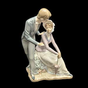 NAO by Lladro "Romantic Rendezvous" Figurine (DAISA 1984), Intact Parasol, Spain 💑🇪🇸💖