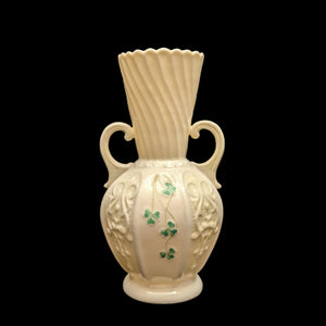 Vintage Belleek Porcelain Shamrock Vase – Ribbed Neck, Two-Handled, Green Mark (Ireland), c. 1970 ☘️🇮🇪🏺