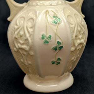 Vintage Belleek Porcelain Shamrock Vase – Ribbed Neck, Two-Handled, Green Mark (Ireland), c. 1970 ☘️🇮🇪🏺