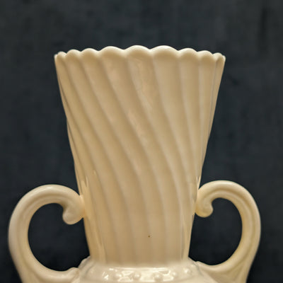 Vintage Belleek Porcelain Shamrock Vase by Belleek Pottery (RARE, Ireland), Circa Mid-20th Century ☘️🇮🇪🏺