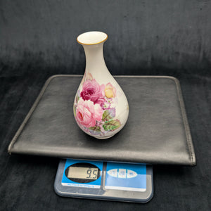 Vintage Noritake Hand-Painted Rose Vase – Bone China with Gold Trim (Japan), c. 1955 🌸🏺🇯🇵