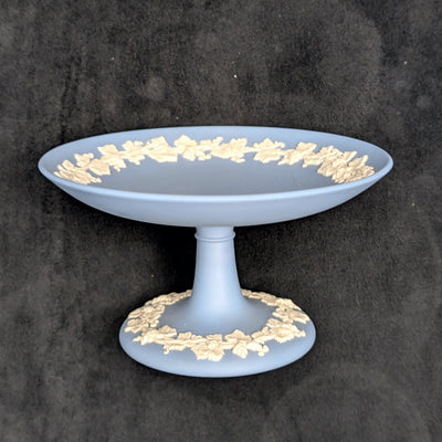 Wedgwood Blue Jasperware Pedestal Dish von Wedgwood (SELTEN, England), ca. Mitte des 20. Jahrhunderts 🇬🇧🏺✨
