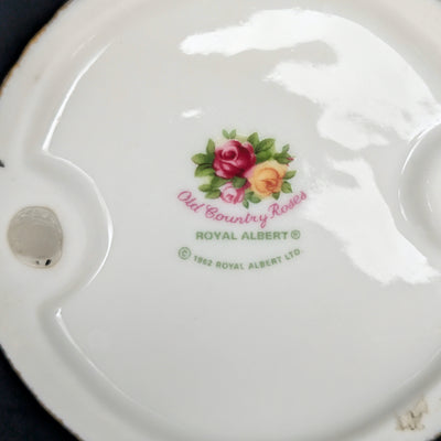Royal Albert Old Country Roses Candle Holders (Set of 2, Vintage), Circa 1980s 🕯️🌹🇬🇧