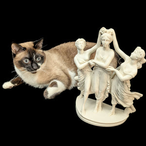 Italian "The Three Graces" Sculpture by Euromarchi (Neoclassical, Reproduction), Modern 💃🏽🏛️🇮🇹