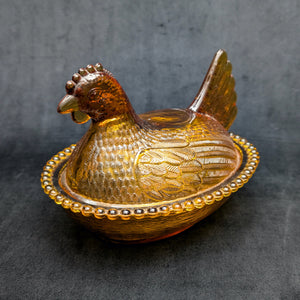 Vintage Amber Glass Hen on Nest Dish – Beaded Rim, Farmhouse Collectible (c. 1960) 🐔🥚🏡