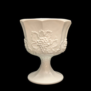 Vintage Milk Glass Pedestal Compote – Grapevine Relief Pattern, American Pressed Glass (c. 1960) 🍇🥛🏡