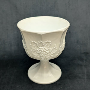 Vintage Milk Glass Pedestal Compote – Grapevine Relief Pattern, American Pressed Glass (c. 1960) 🍇🥛🏡