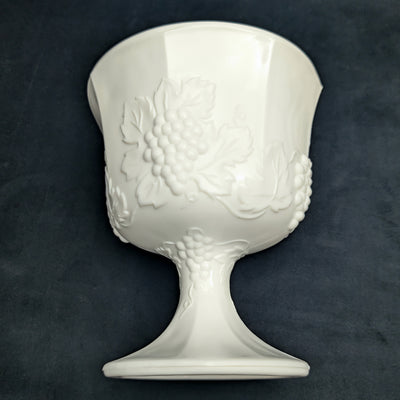 Vintage Milk Glass Pedestal Compote – Grapevine Relief Pattern, American Pressed Glass (c. 1960) 🍇🥛🏡