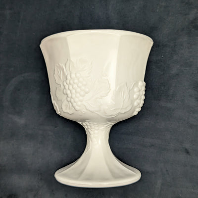 Vintage Milk Glass Pedestal Compote – Grapevine Relief Pattern, American Pressed Glass (c. 1960) 🍇🥛🏡