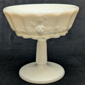 Vintage Milk Glass Pedestal Compote – Paneled Grape Pattern, American Pressed Glass (c. 1960) 🍇🥛🏡