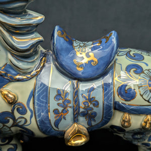Decorative Porcelain Horse by A RISE – Blue & White Chinoiserie with Gold Gilt (RARE Mark), c. 1960 🐴💙👑
