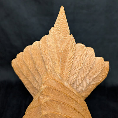 Handgeschnitzte Schwanenskulptur aus Holz von unbekanntem Hersteller (Volkskunst, SELTEN), ca. Anfang bis Mitte des 20. Jahrhunderts 🦢🪵✨