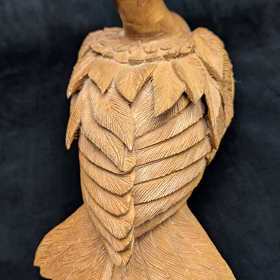 Handgeschnitzte Schwanenskulptur aus Holz von unbekanntem Hersteller (Volkskunst, SELTEN), ca. Anfang bis Mitte des 20. Jahrhunderts 🦢🪵✨