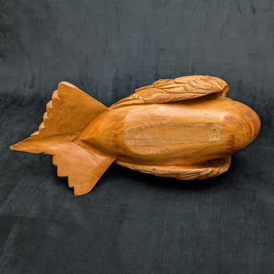 Handgeschnitzte Schwanenskulptur aus Holz von unbekanntem Hersteller (Volkskunst, SELTEN), ca. Anfang bis Mitte des 20. Jahrhunderts 🦢🪵✨