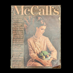 McCall's Magazine (The Kennedys in New York, Marya Mannes, & Smirnoff Ad), August 1965 🇺🇸🗞️👗