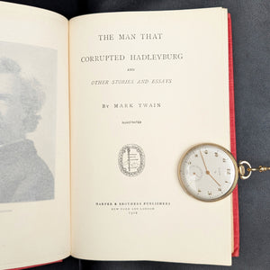 The Man That Corrupted Hadleyburg, by Mark Twain, (Illustrated), 1902 ✍️📜🏛️