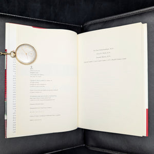 To America, by Stephen E. Ambrose, (First Edition), 2002 🇺🇸📜✍️